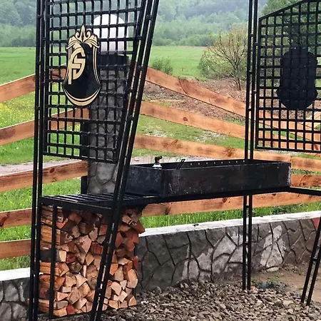 Four Seasons In Carpathians * Myhove