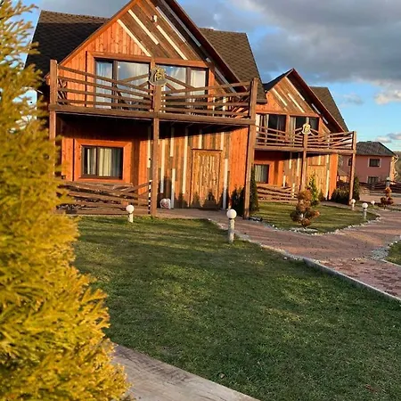 Four Seasons In Carpathians Отель