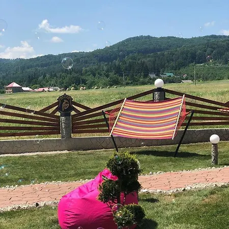 Four Seasons In Carpathians Отель