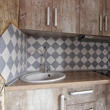 Four Seasons In Carpathians Hotel *