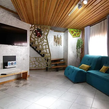 Four Seasons In Carpathians * Myhove