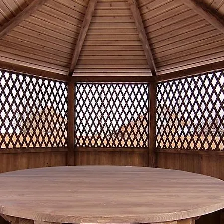 Four Seasons In Carpathians ホテル *